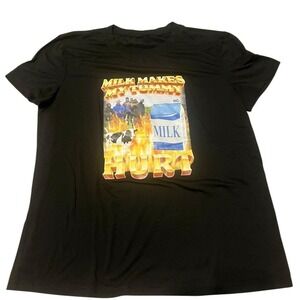 Gildan Unisex L Black Graphic T-Shirt "Milk Makes My Tummy Hurt" Meme‎